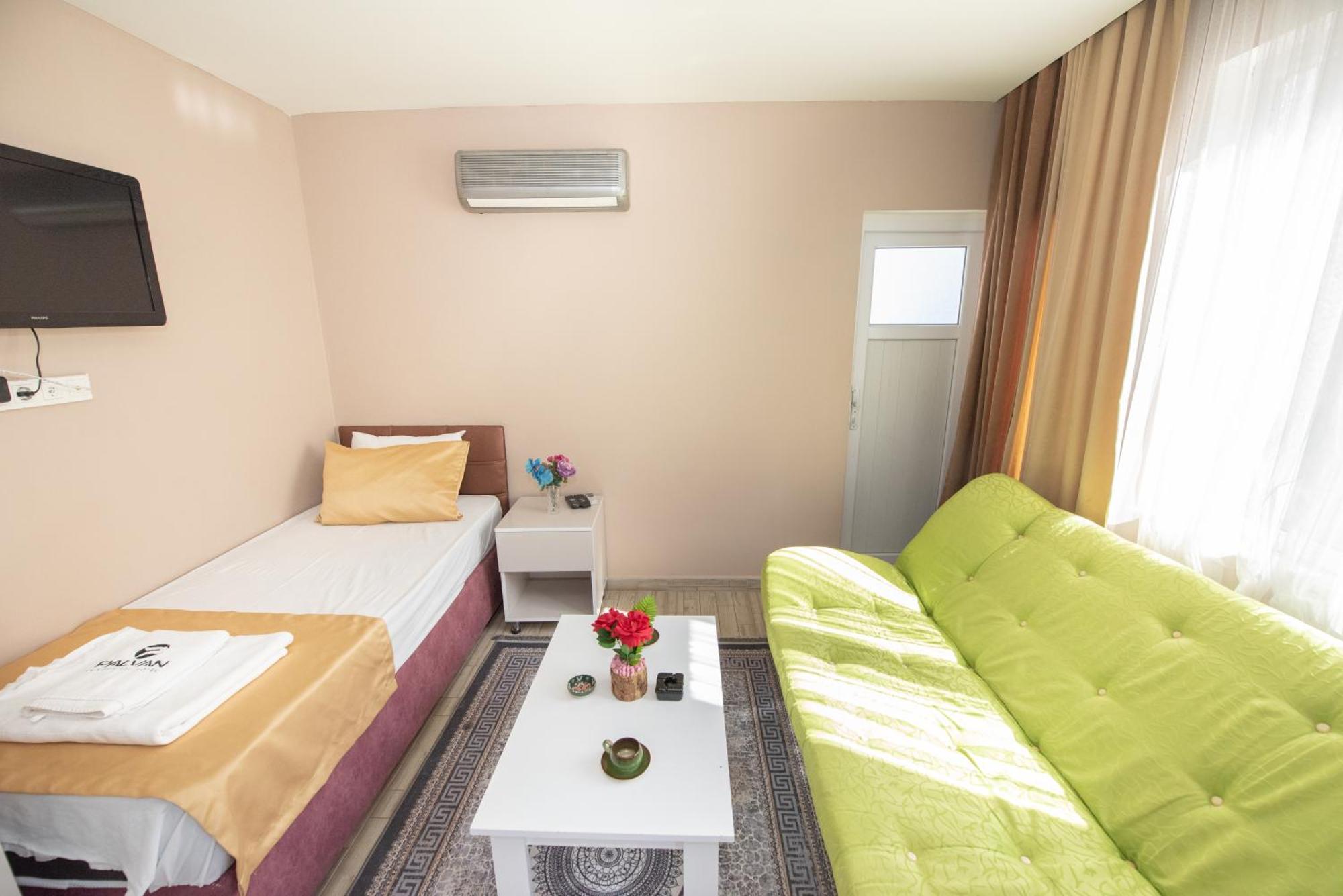 Palvan Hotel Antalya Eksteriør billede